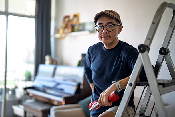 Is White Mold Dangerous to Clean