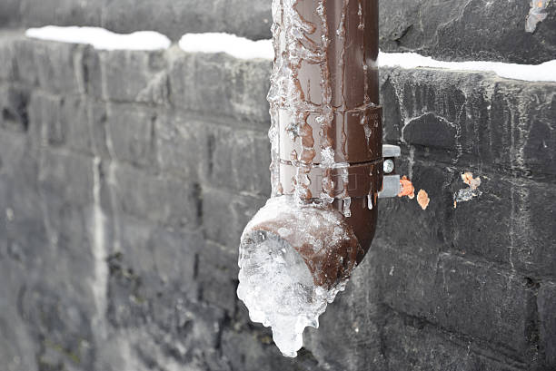 Frozen Pipes in Winter: A Vital 7-Step Must-Know Guide for Santa Rosa Beach Homeowners