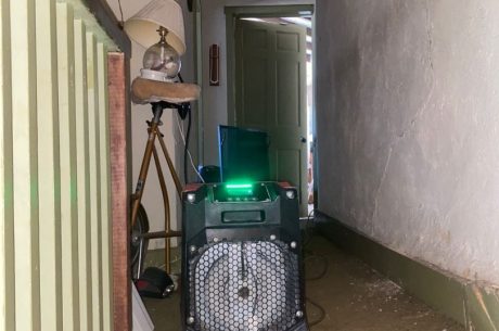 remove cigarette smoke odor from a home