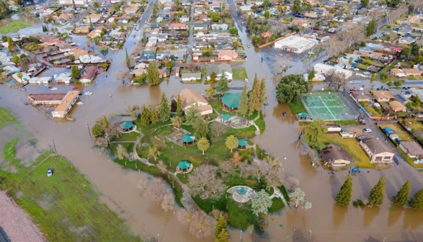 Emergency Flood Services in Merced
