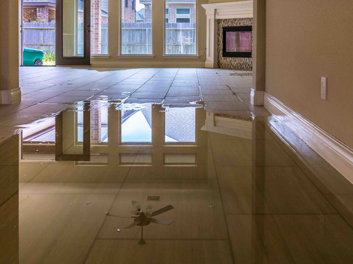 What High-Level Flood Damage Restoration Experts Offer?