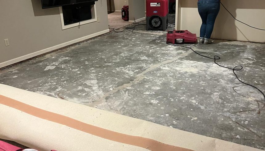 Water damage restoration Spring Branch with drying equipment setup