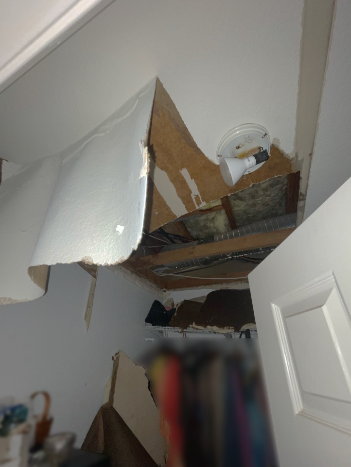 Overhead Pipe Burst Floods UTC Condo: PuroClean of Bonita Responds Swiftly