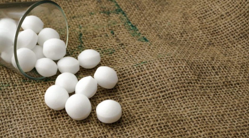 How to Neutralize Mothball Odor in Your House