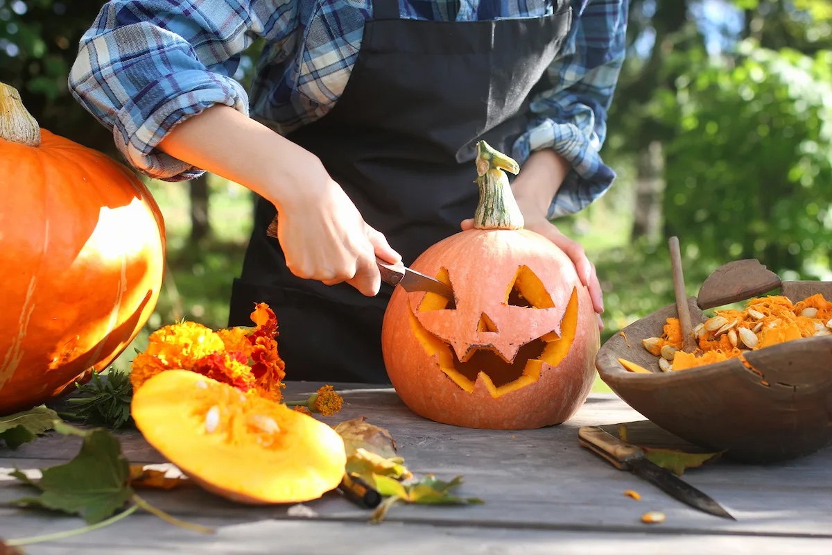 Pumpkin Carving in West Antelope Valley: Preservation and Safety Tips