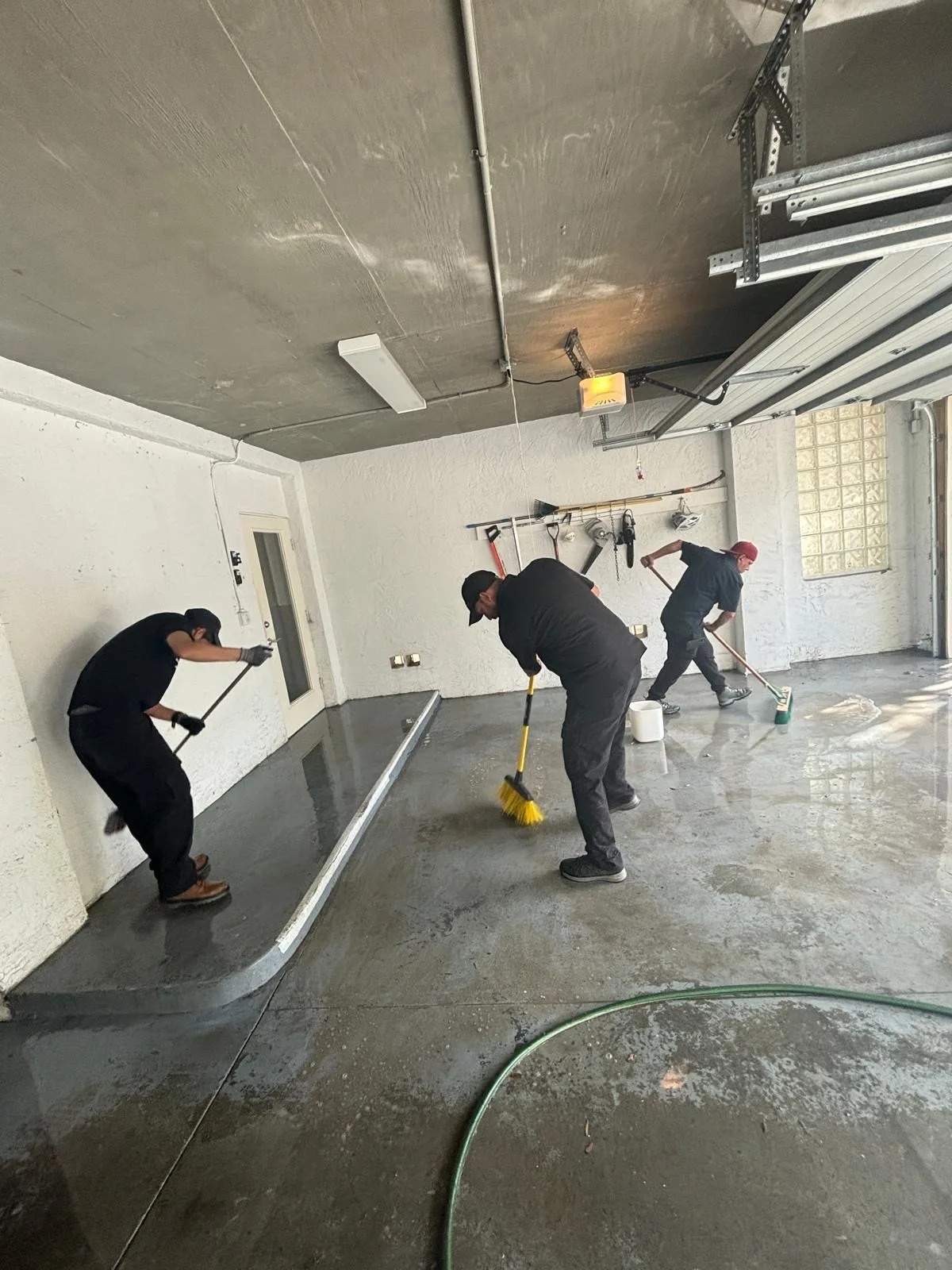 Water damage leaves more than just puddles—it brings bacteria, mold, and unpleasant odors. PuroClean’s expert cleaning, sanitization & odor removal services ensure your home or business is safe, fresh, and fully restored.