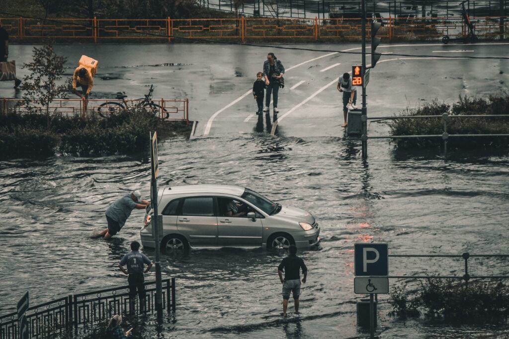 emergency flood cleanup